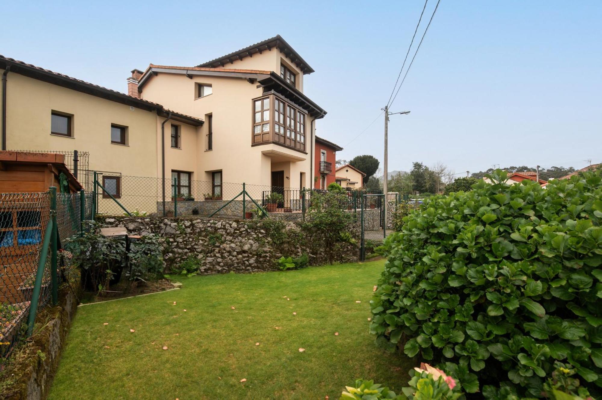 Вілла Casa El Balandro De Poo Льянес Екстер'єр фото